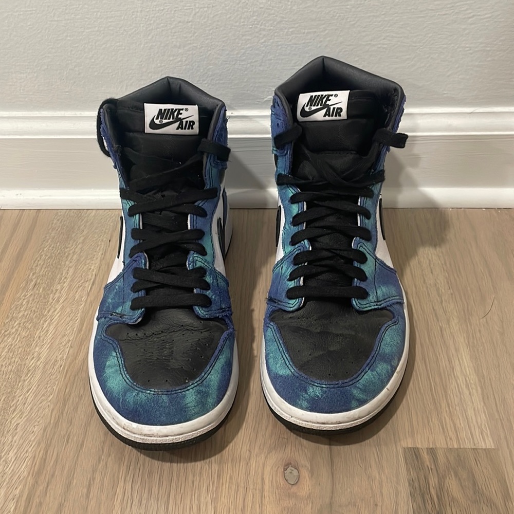 Jordan 1 women’s size 8.5